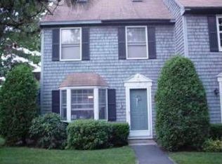 71 Munroe Ln, Topsham, ME 04086
