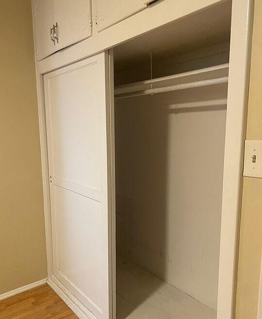 1st image of 11315 Iowa Ave #1