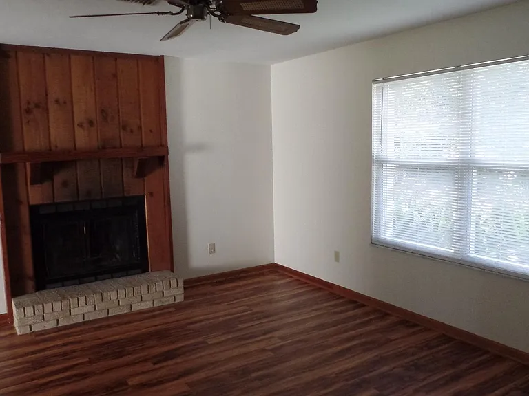 6407 Stone Street Trl — Photo 2