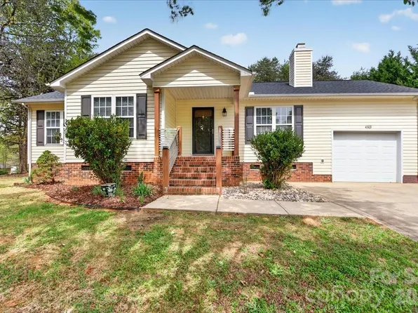 4563 Brave Ave, Maiden, NC 28650