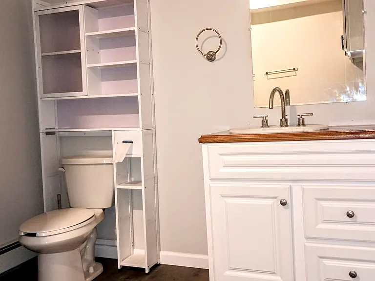 160 Turner Ave #2 — Photo 6
