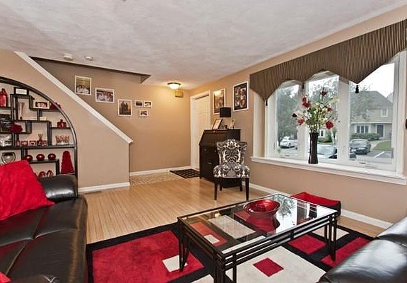 3rd image of 603 Lewis O Gray Dr #603