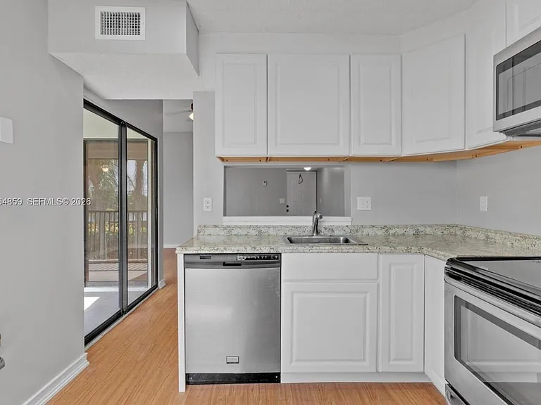 1331 S Franklin Ave #1331I — Photo 13