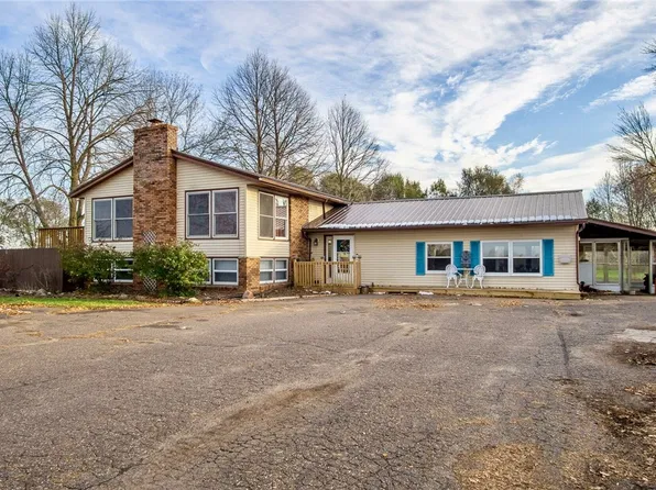 9725 County Line Road, Elk Mound, WI 54739