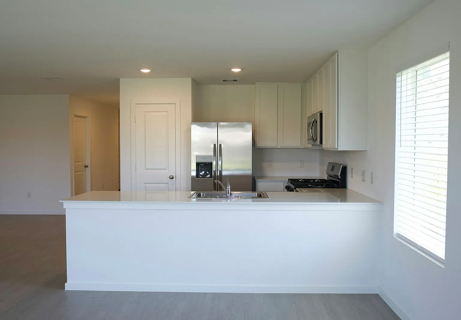 26614 Pampas Grass Ln — Photo 2