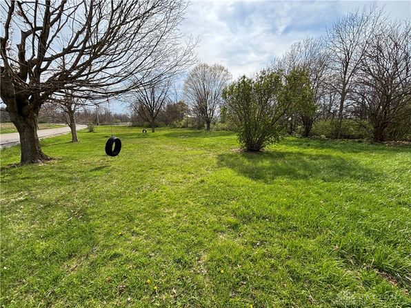 11483 Preble County Line Rd, Brookville, OH 45309