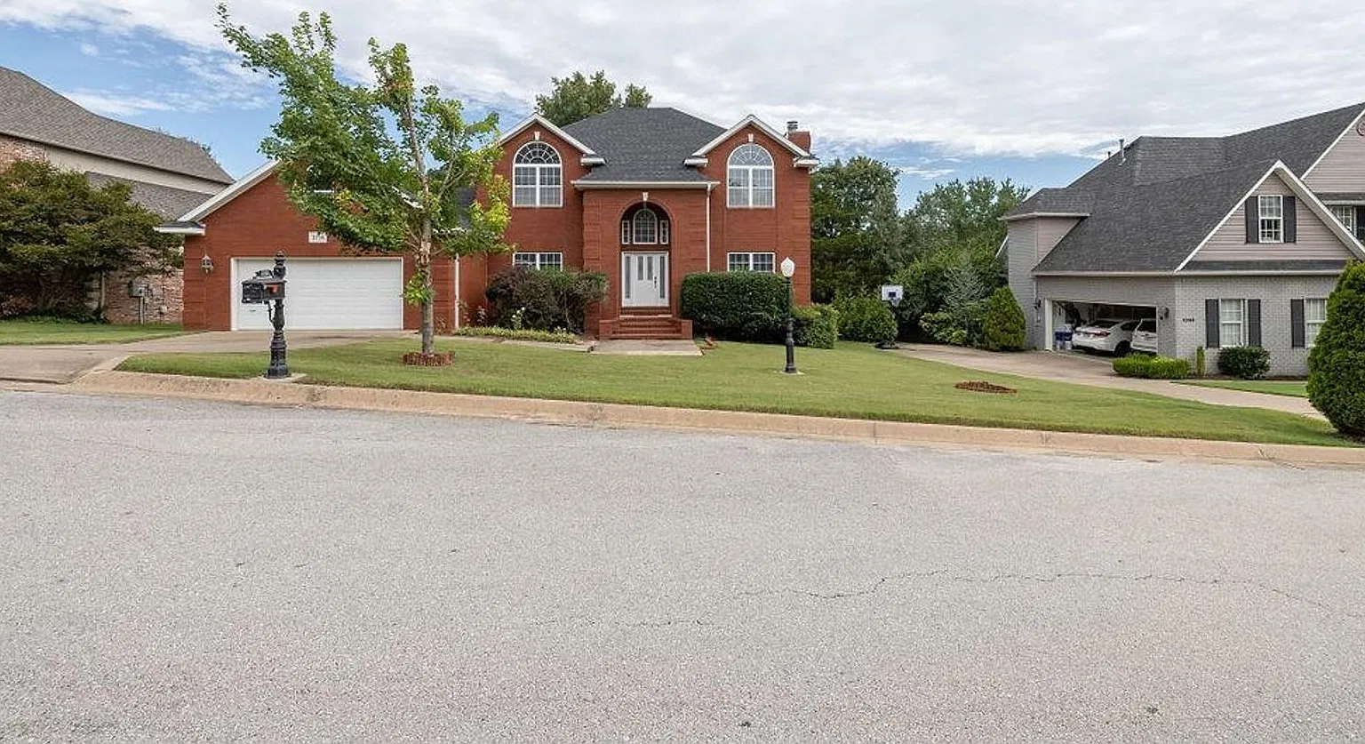 Brookbury S/D East Fayetteville 4 Bedrooms, 3.5 Baths, Incredible — Photo 3