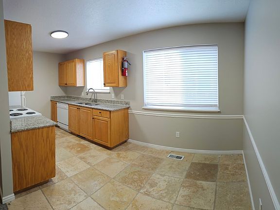 4th image of 264 N 3 E APT 605