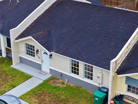 4th image of 14709 SW 117th Ave