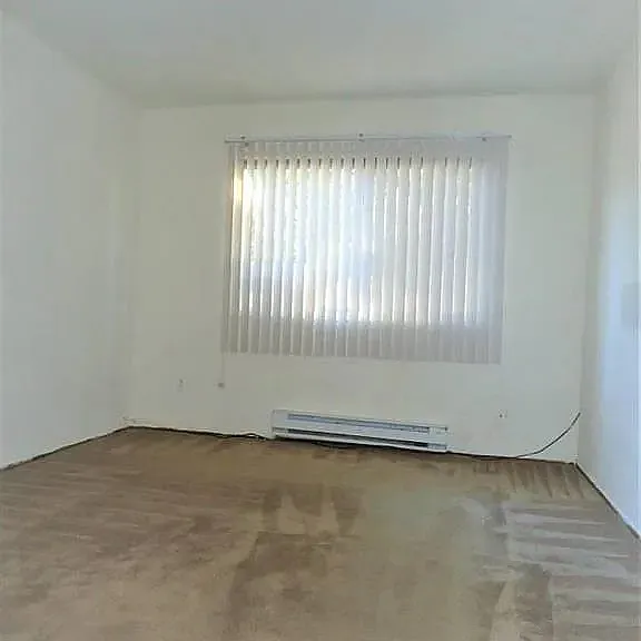 195 E Reed St #8 — Photo 3
