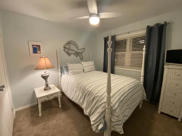 831 Saint Denis Ct, Virginia Beach, VA 23455
