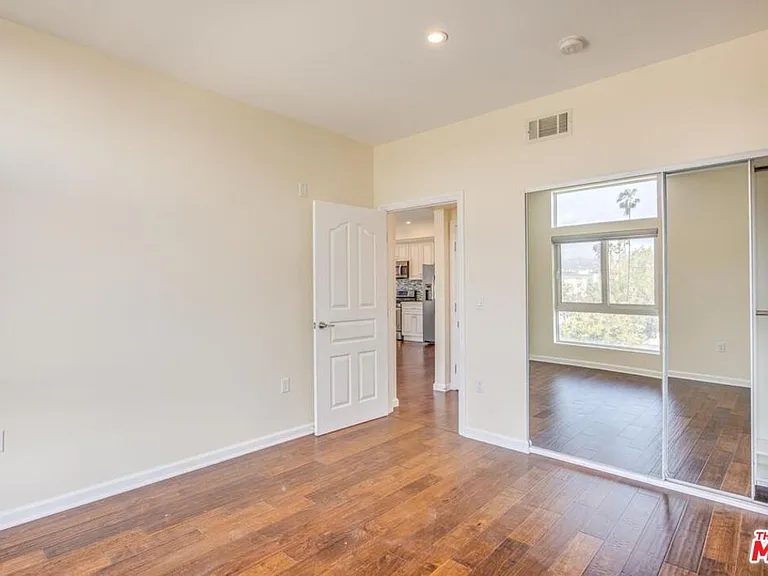 155 S Oxford Ave #506 — Photo 10