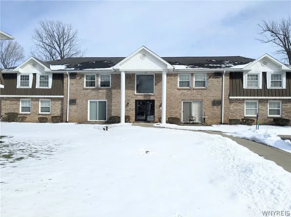 202 S Union Rd APT 8, Buffalo, NY 14221