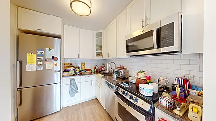 Rented by Bond New York