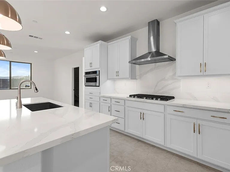 17727 Santa Lucia Ct — Photo 6