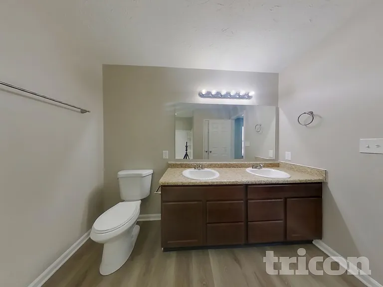 7507 Brattle Dr — Photo 9