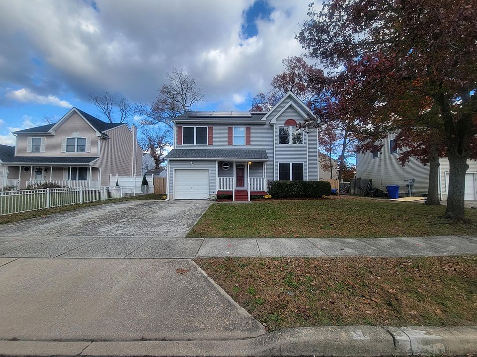1st image of 1071 N Carolina Ct