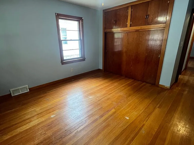 1030 N Macarthur Blvd — Photo 11