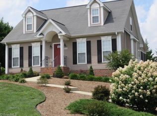 809 Ridge View Ter, Rural Hall, NC 27045