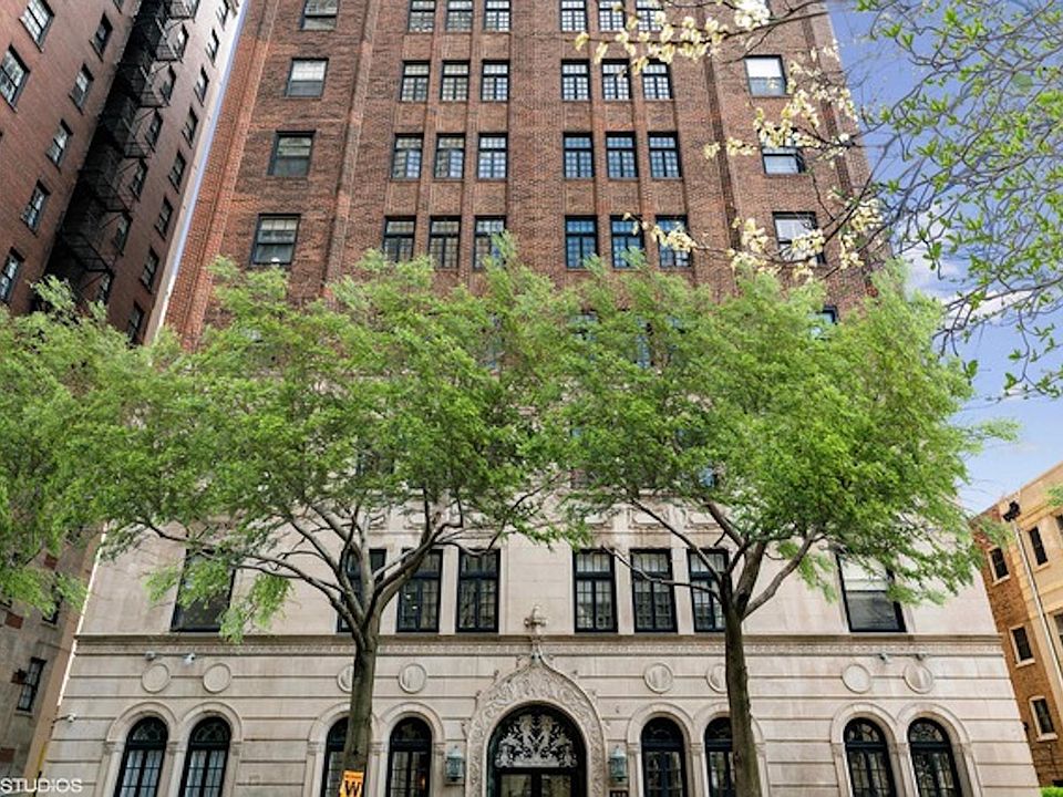 1st image of 415 W Aldine Ave #2