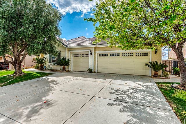1st image of 28092 Bridlewood Dr
