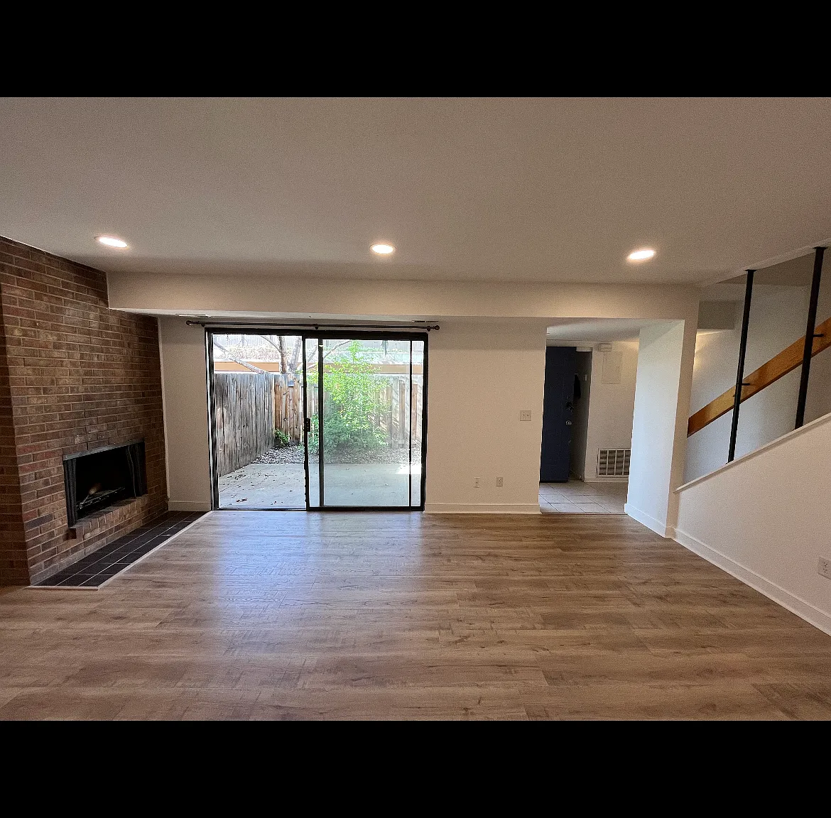 7995 E Mississippi Ave — Photo 3