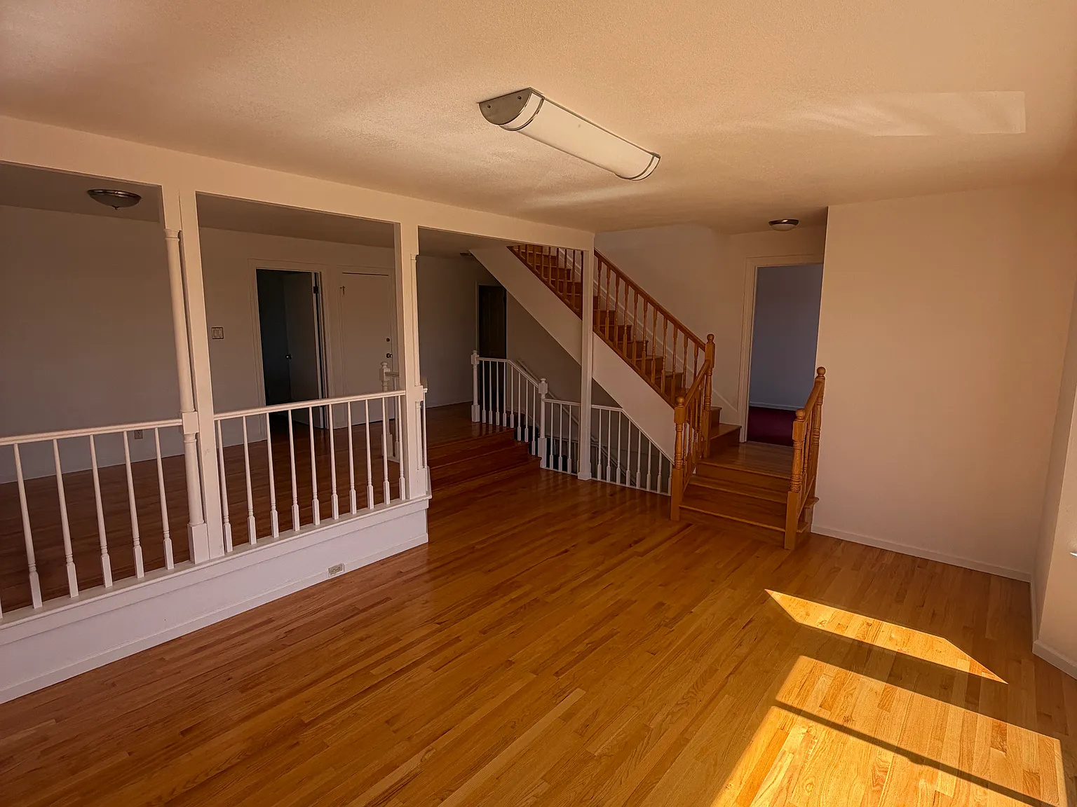 7 bed, 2860 sqft, $11,000 — Photo 4