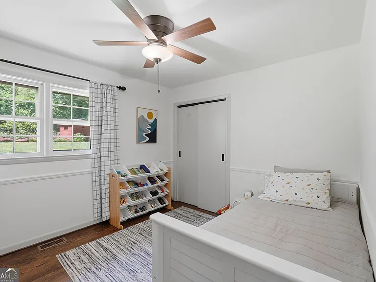1338 Northwood Cir NE — Photo 17