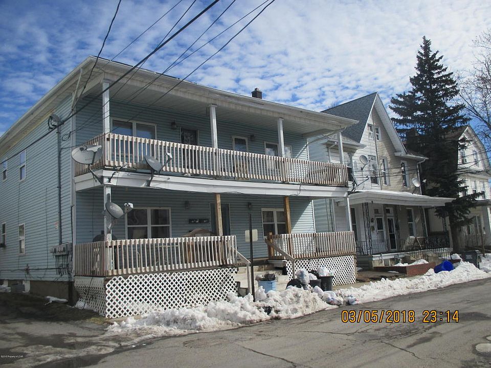 2nd image of 429 W Green St