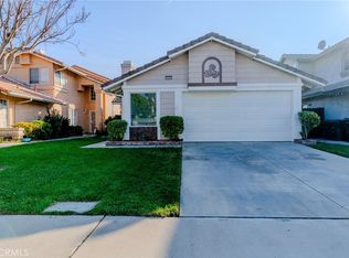 15543 Garnet Ct, Fontana, CA 92337