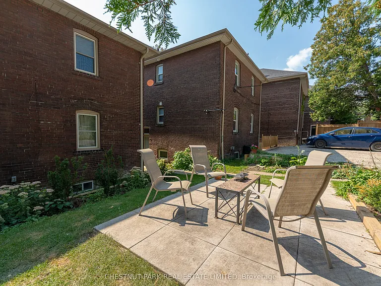 49 Springmount Ave #B — Photo 11