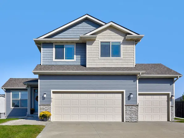 612 NE 56th St, Ankeny, IA 50021