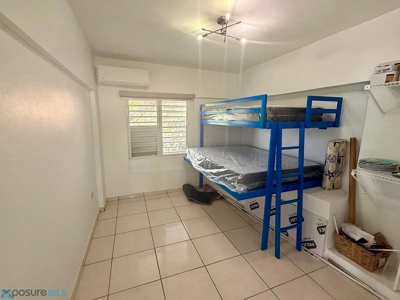 2 bed, 1.0 bath, 900 sqft, $1,800 — Photo 3