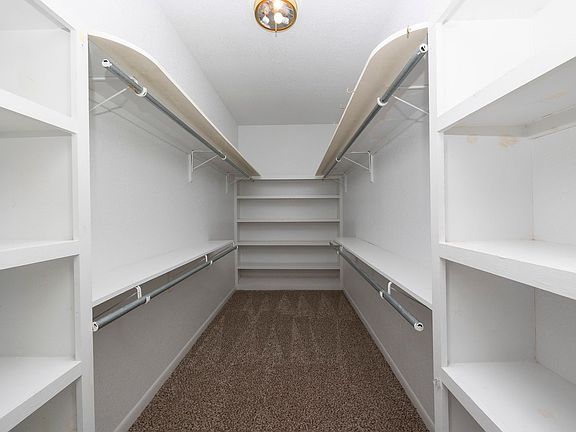 4th image of 4525 Teasley Ln