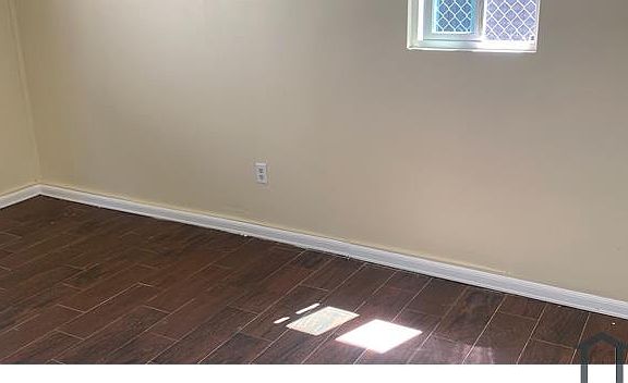 3rd image of 510 S Saint Louis St