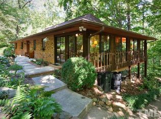 611 Greenwood Rd, Chapel Hill, NC 27514