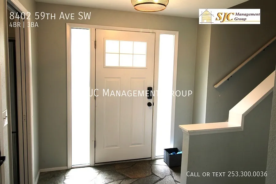 Four bedroom 2.5 Bath home for rent in Lakewood — Photo 2