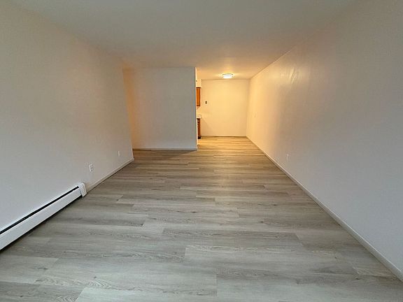 5th image of 1680 Shawano Ave #4