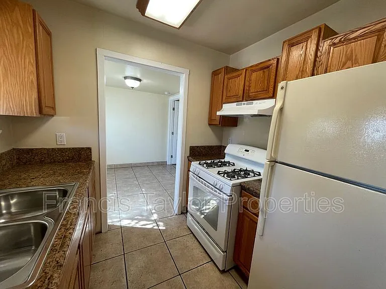 1214 S Escondido Blvd #6 — Photo 6