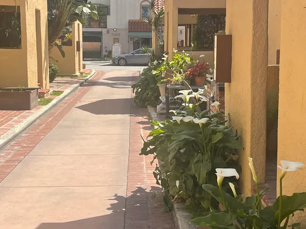 (undisclosed Address), North Hollywood, CA 91601