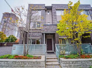 315 Village Green Sq W #TOWNHOUSE 47, Toronto, ON M1S 0L2