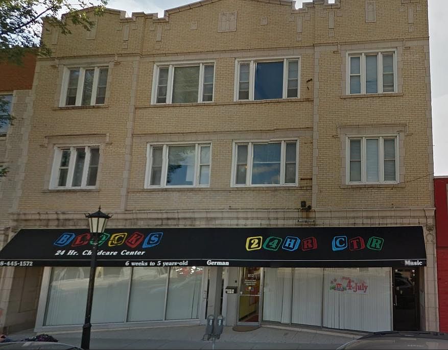 1st image of 813 S Oak Park Ave #3