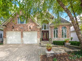 1199 Arborside Dr, Aurora, IL 60502