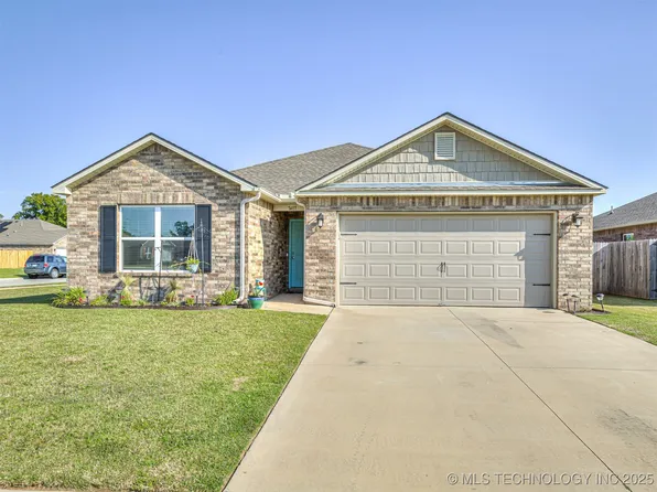 7407 E 160th St S, Bixby, OK 74008