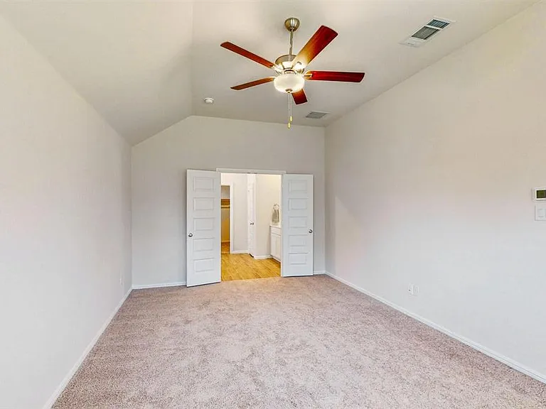 5809 Sandown Dr — Photo 21