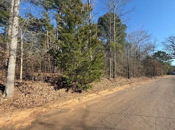 Green St, Gladewater, TX 75647