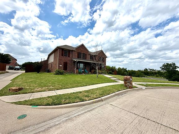 2nd image of 4539 Glenshire Ct