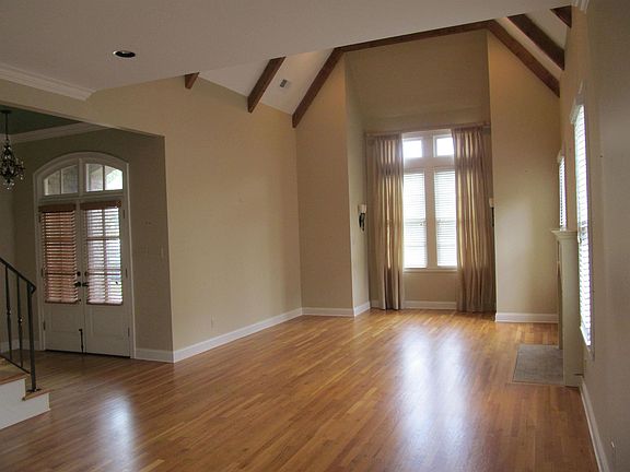 5th image of 6541 Espalier Cir