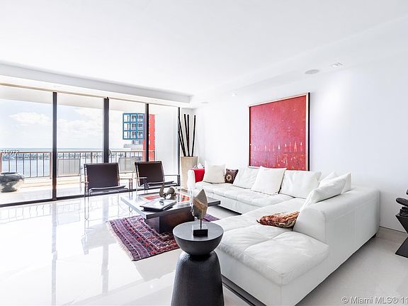 2nd image of 1581 Brickell Ave APT 1403