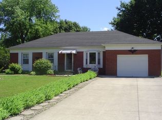 913 E Thompson St, Rensselaer, IN 47978